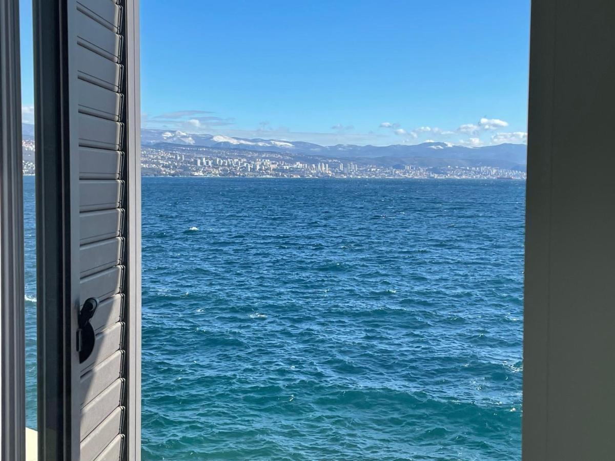 Apartamento First Row To The Sea Opatija Exterior foto